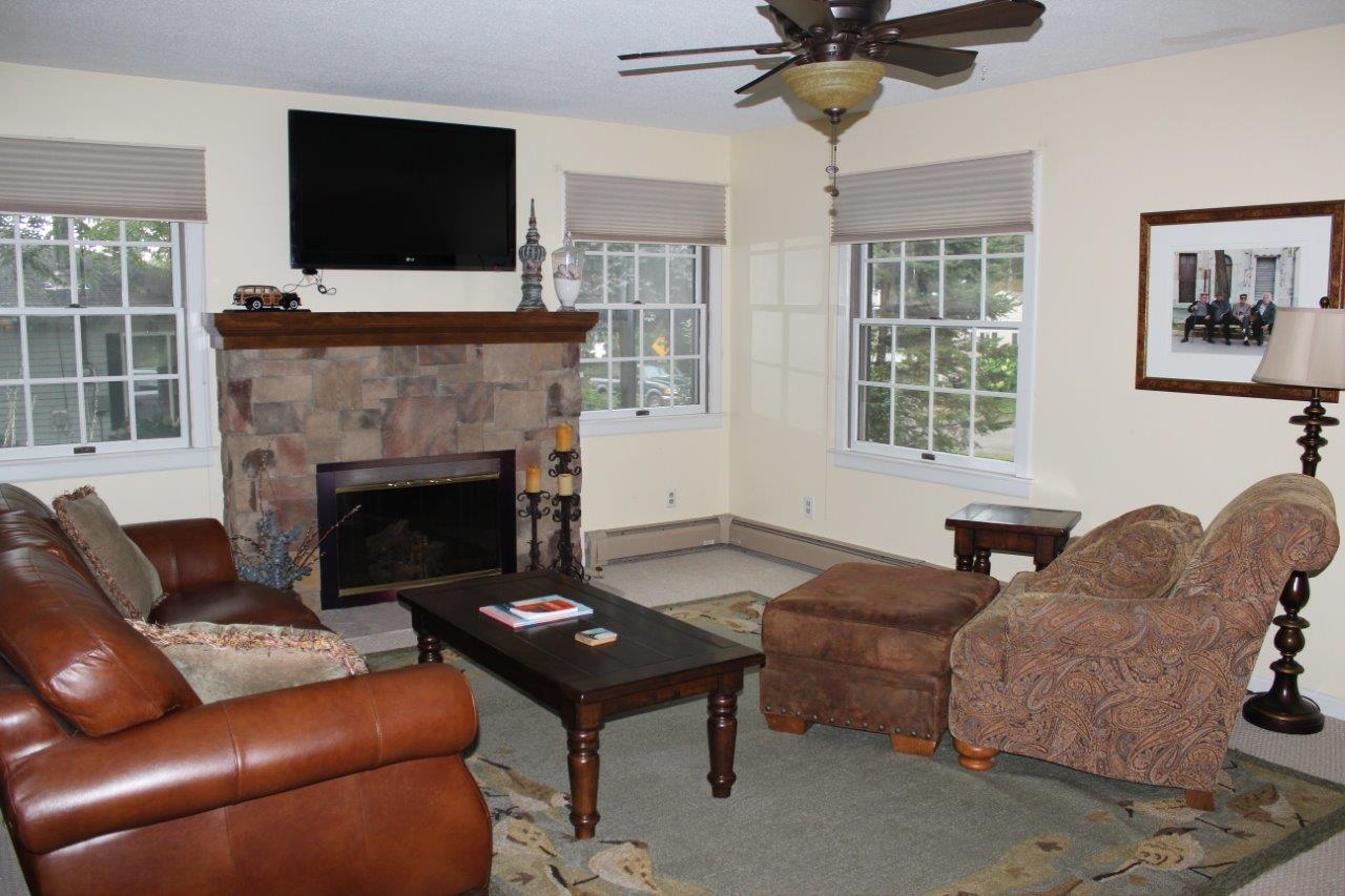 7485 Mullett Lake Road Cheboygan, MI 49721 - Photo 9 of 26 Gallery Image 9