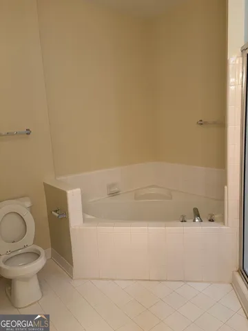 $395,000 | 375 Highland Avenue Northeast, Unit 911, Atlanta, GA 30312