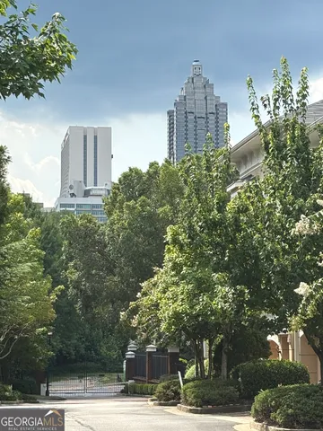 $395,000 | 375 Highland Avenue Northeast, Unit 911, Atlanta, GA 30312