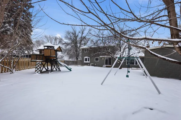 $465,000 | 3601 Evergreen Road North, Fargo, ND 58102