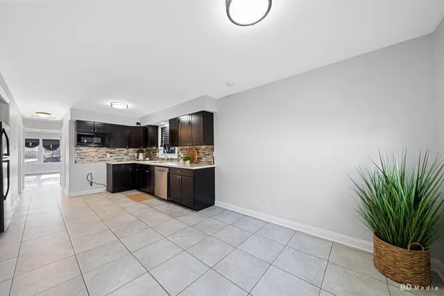 $245,000 | 281 East 163rd Street, Harvey, IL 60426