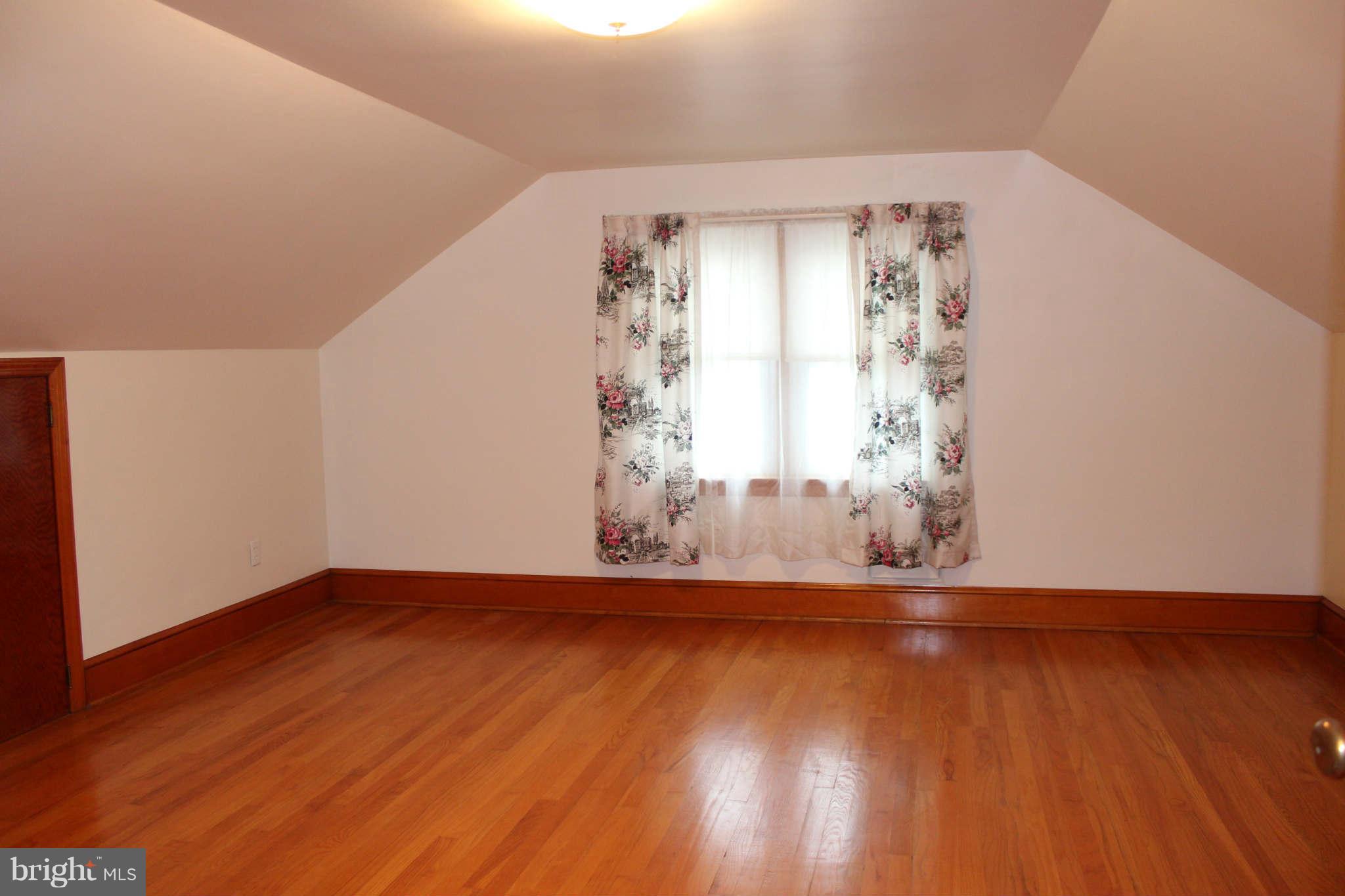 16821 Fairview Road Hagerstown, MD 21740 - Photo 21 of 30 Bedroom