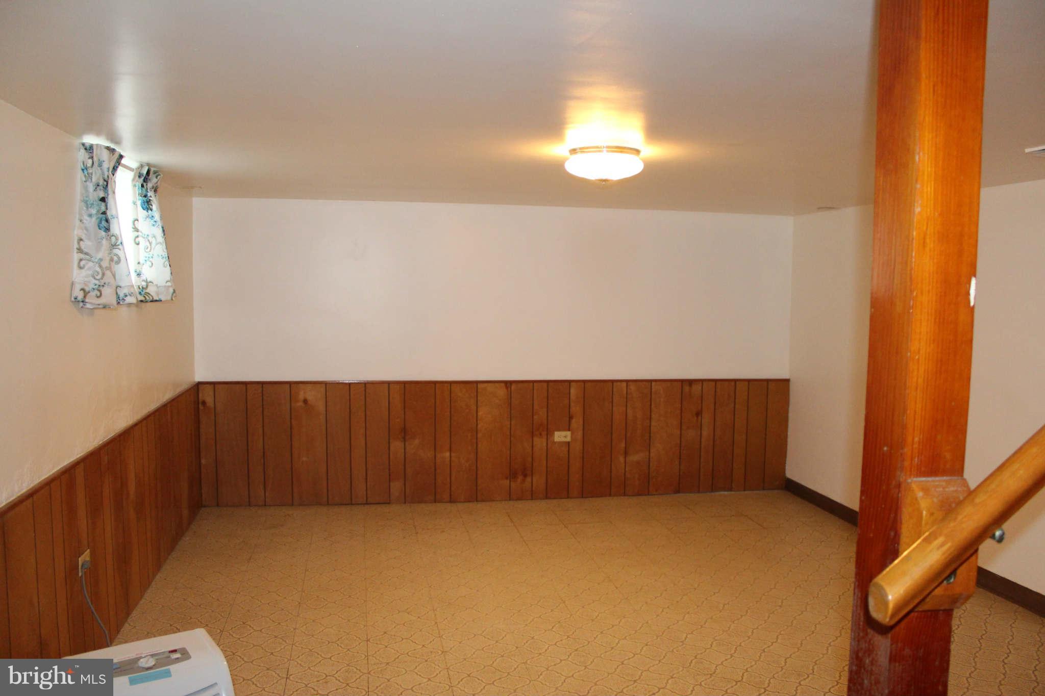 16821 Fairview Road Hagerstown, MD 21740 - Photo 24 of 30 Basement