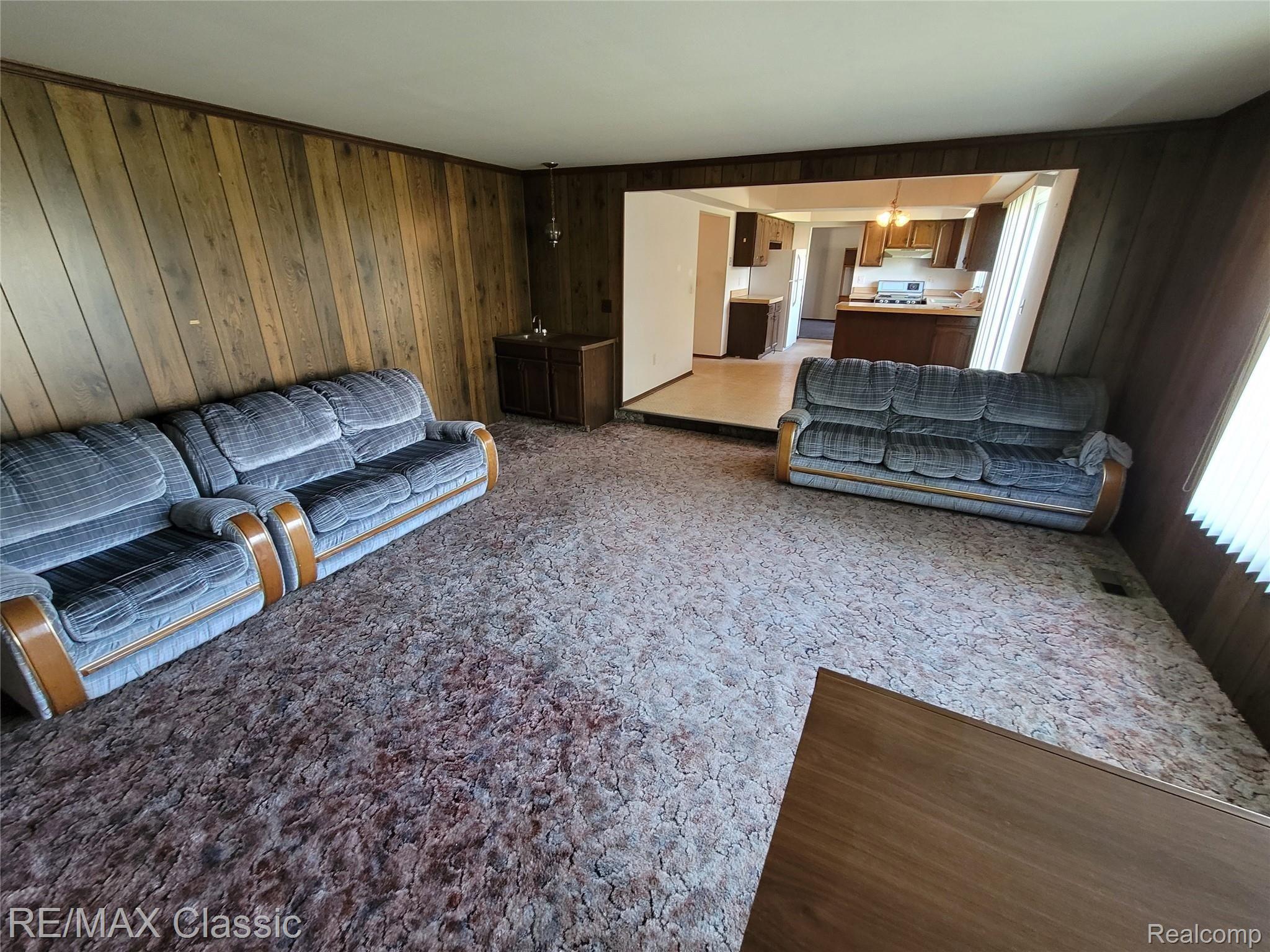 6714 Edgewood Road Canton, MI 48187 - Photo 27 of 27 Back of home has an open floor plan!
