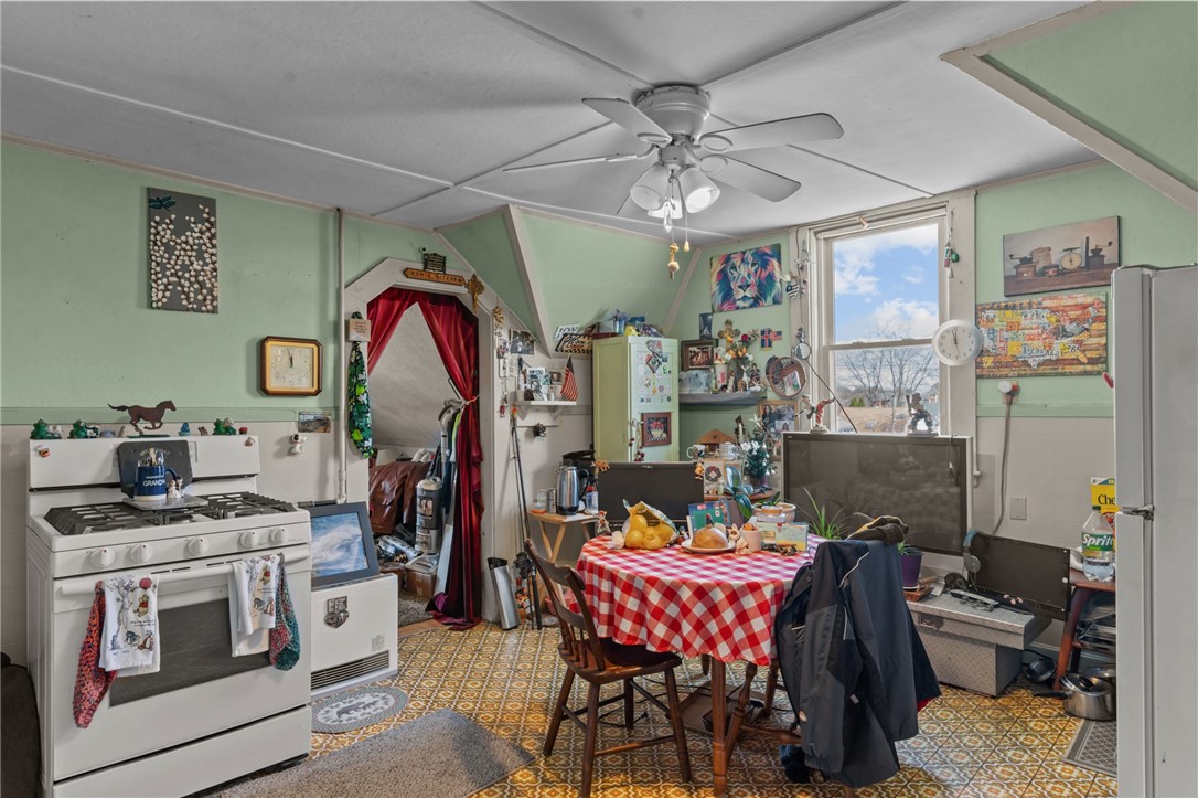 446 Coe Street Woonsocket, RI 02895 - Photo 23 of 29