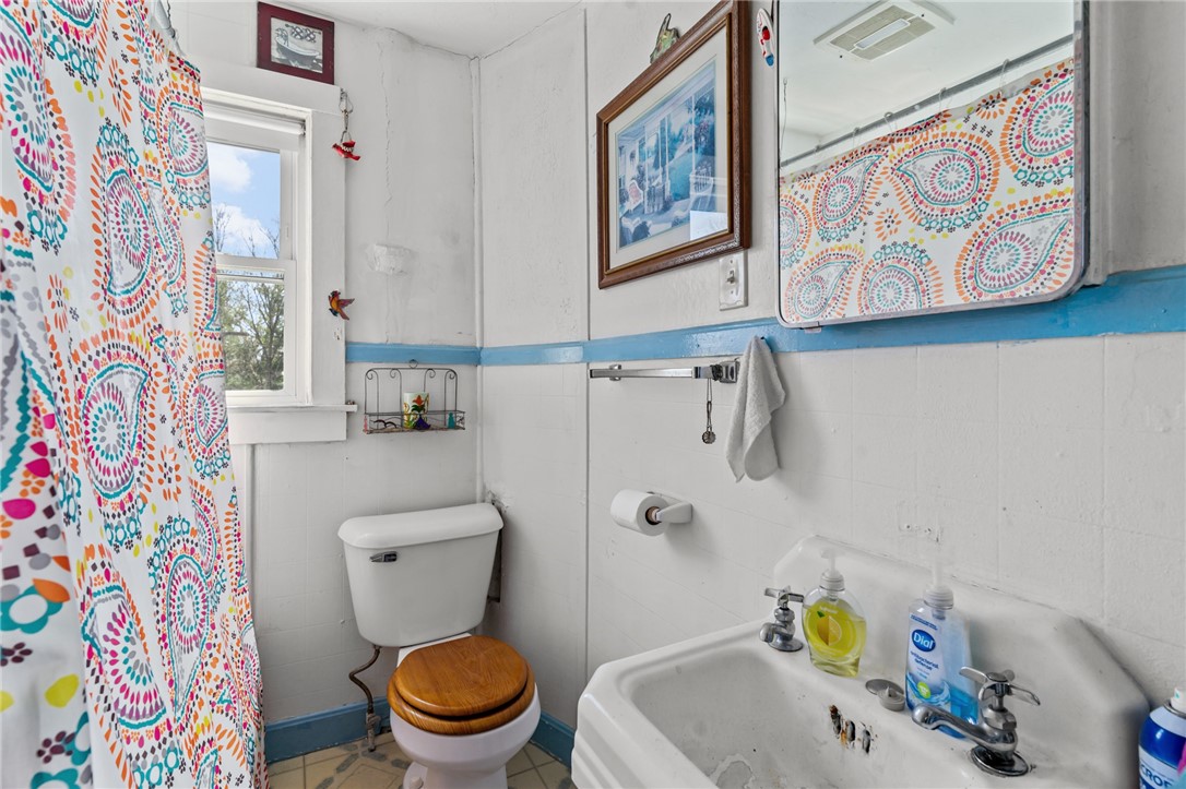 446 Coe Street Woonsocket, RI 02895 - Photo 25 of 29