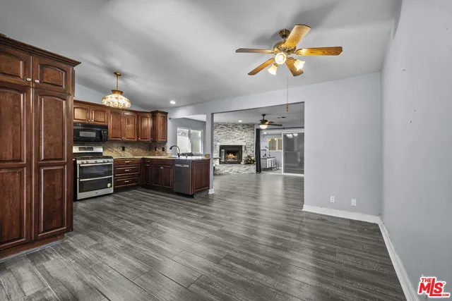 $785,000 | 24431 Cheryl Kelton Place, Newhall, CA 91321