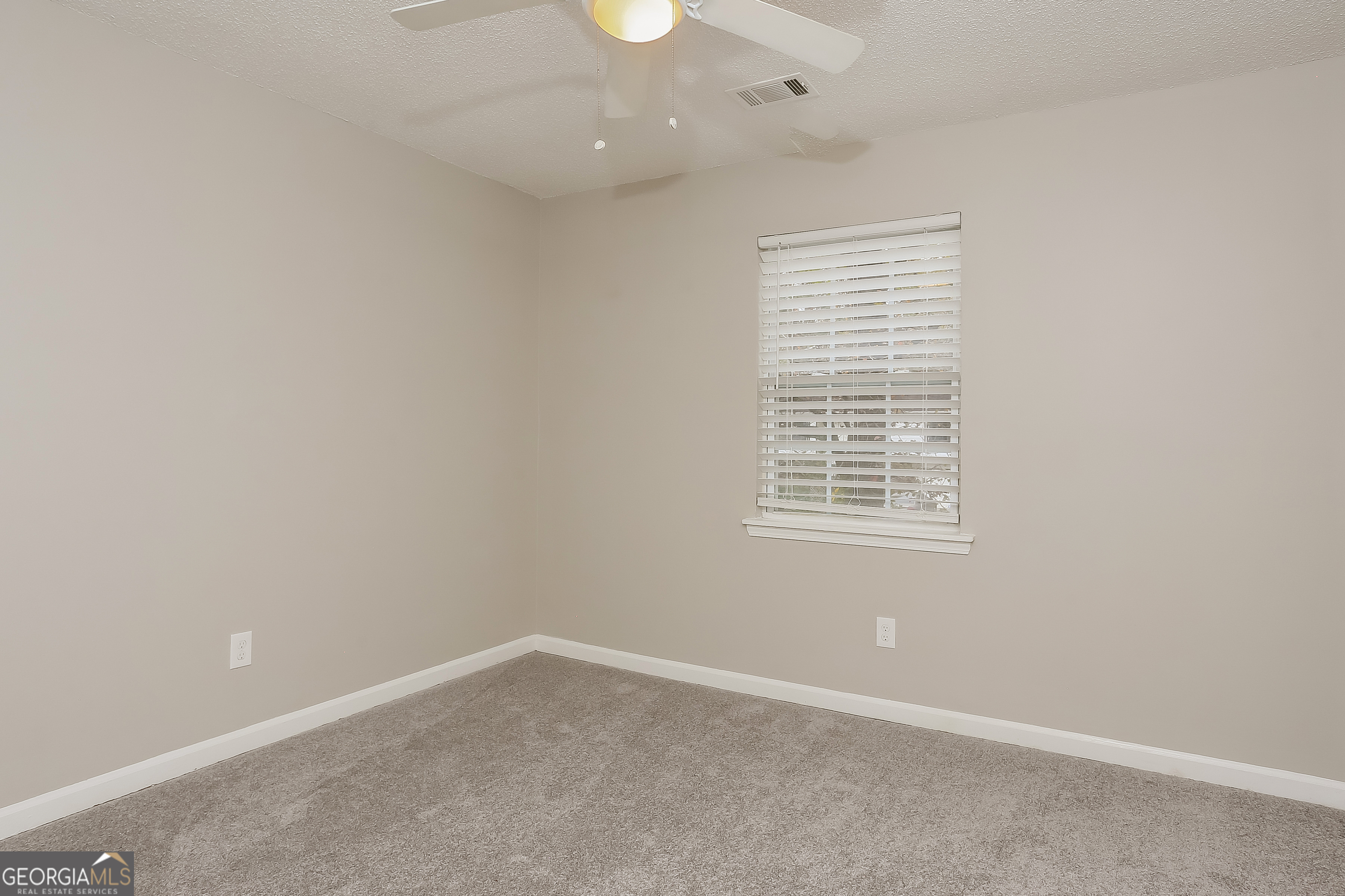 2453 Crestdale Circle Southeast Atlanta, GA 30316 - Photo 12 of 18