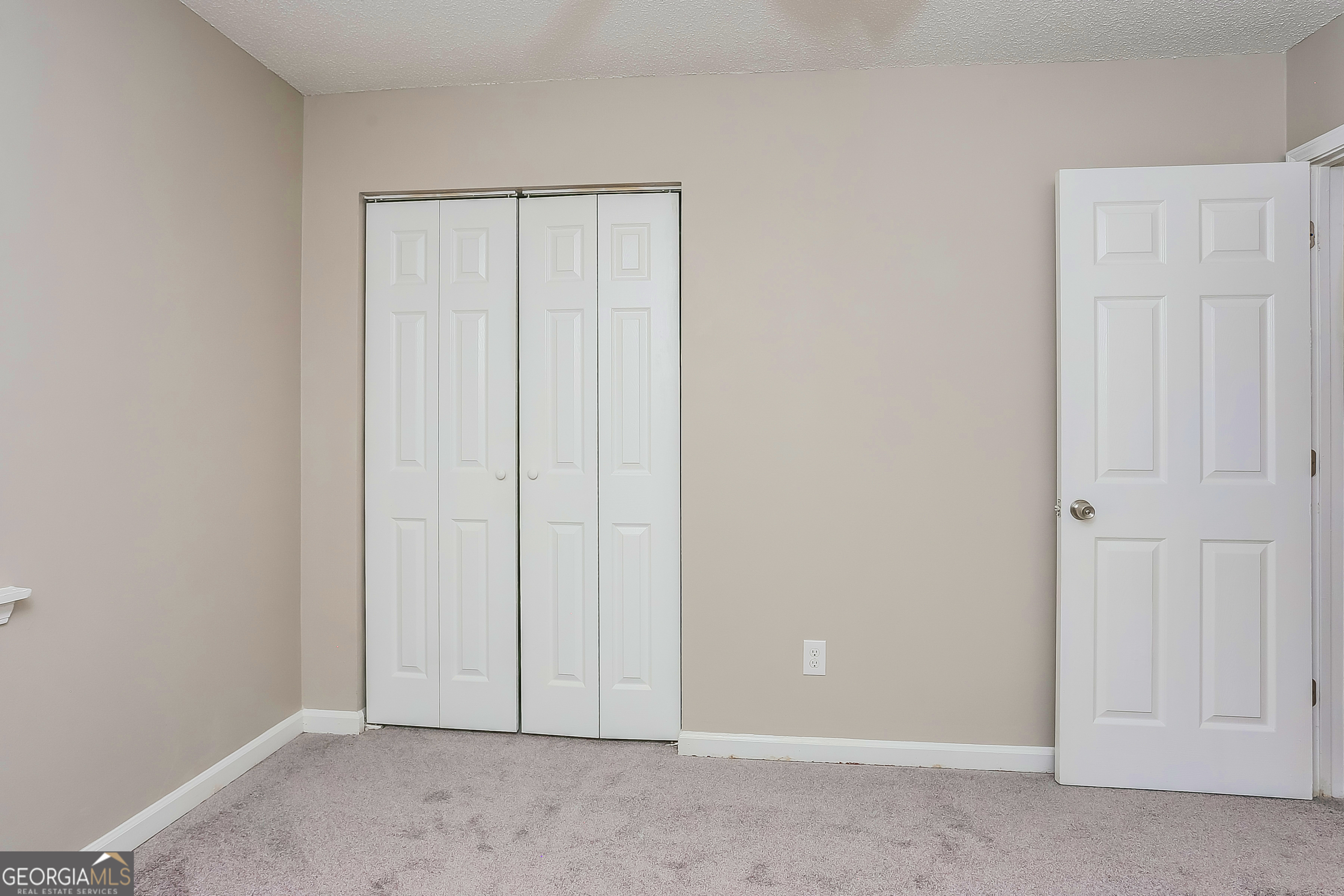 2453 Crestdale Circle Southeast Atlanta, GA 30316 - Photo 13 of 18