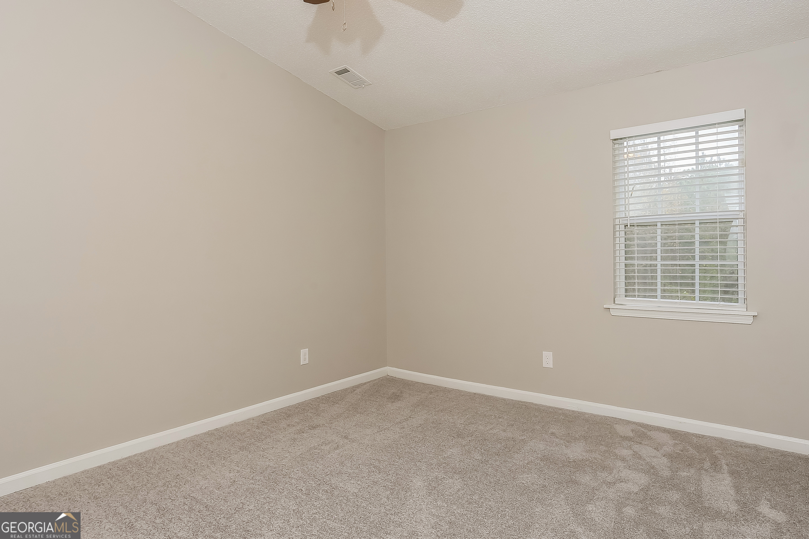 2453 Crestdale Circle Southeast Atlanta, GA 30316 - Photo 15 of 18