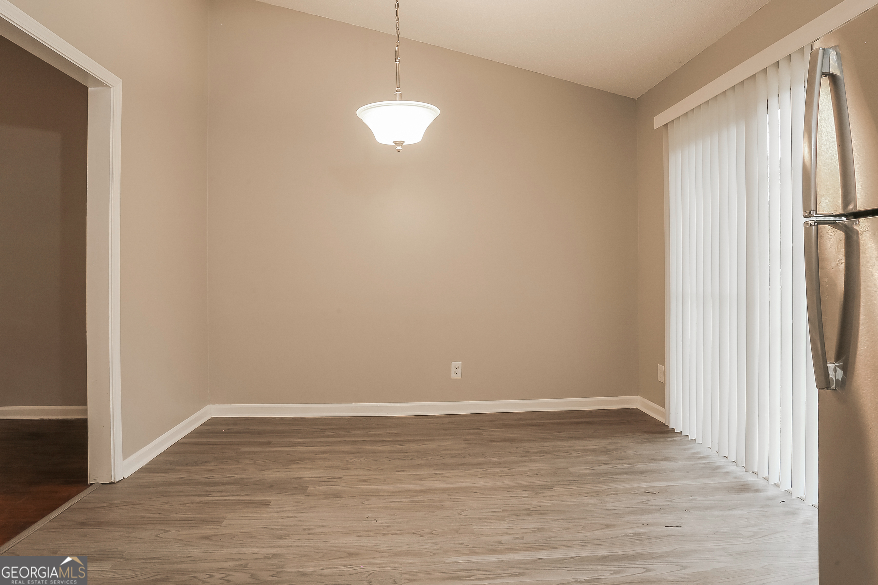 2453 Crestdale Circle Southeast Atlanta, GA 30316 - Photo 6 of 18