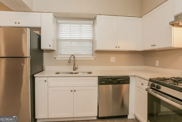 $1,775 | 2453 Crestdale Circle Southeast, Atlanta, GA 30316