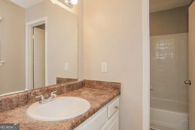 $1,775 | 2453 Crestdale Circle Southeast, Atlanta, GA 30316