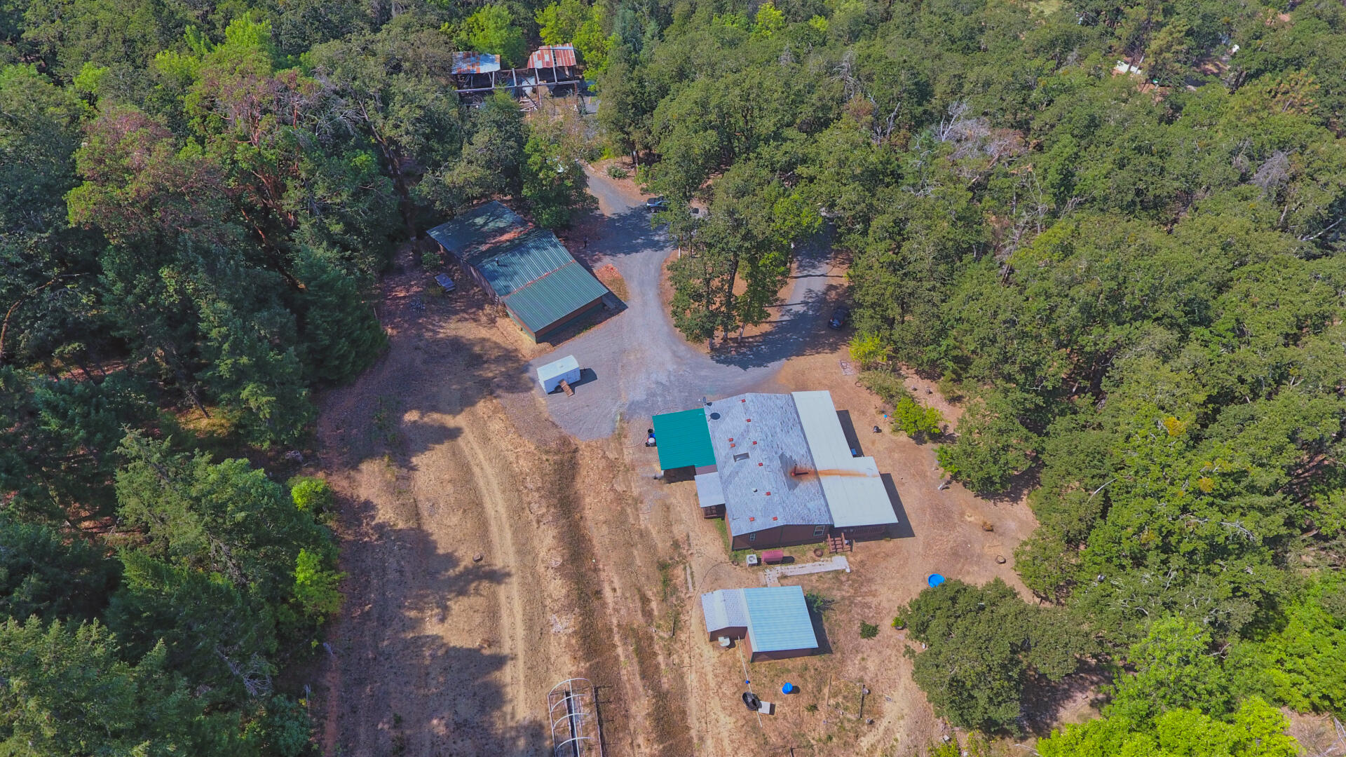 939 Greenview Road Cave Junction, OR 97523 - Photo 9 of 15 DJI_0133