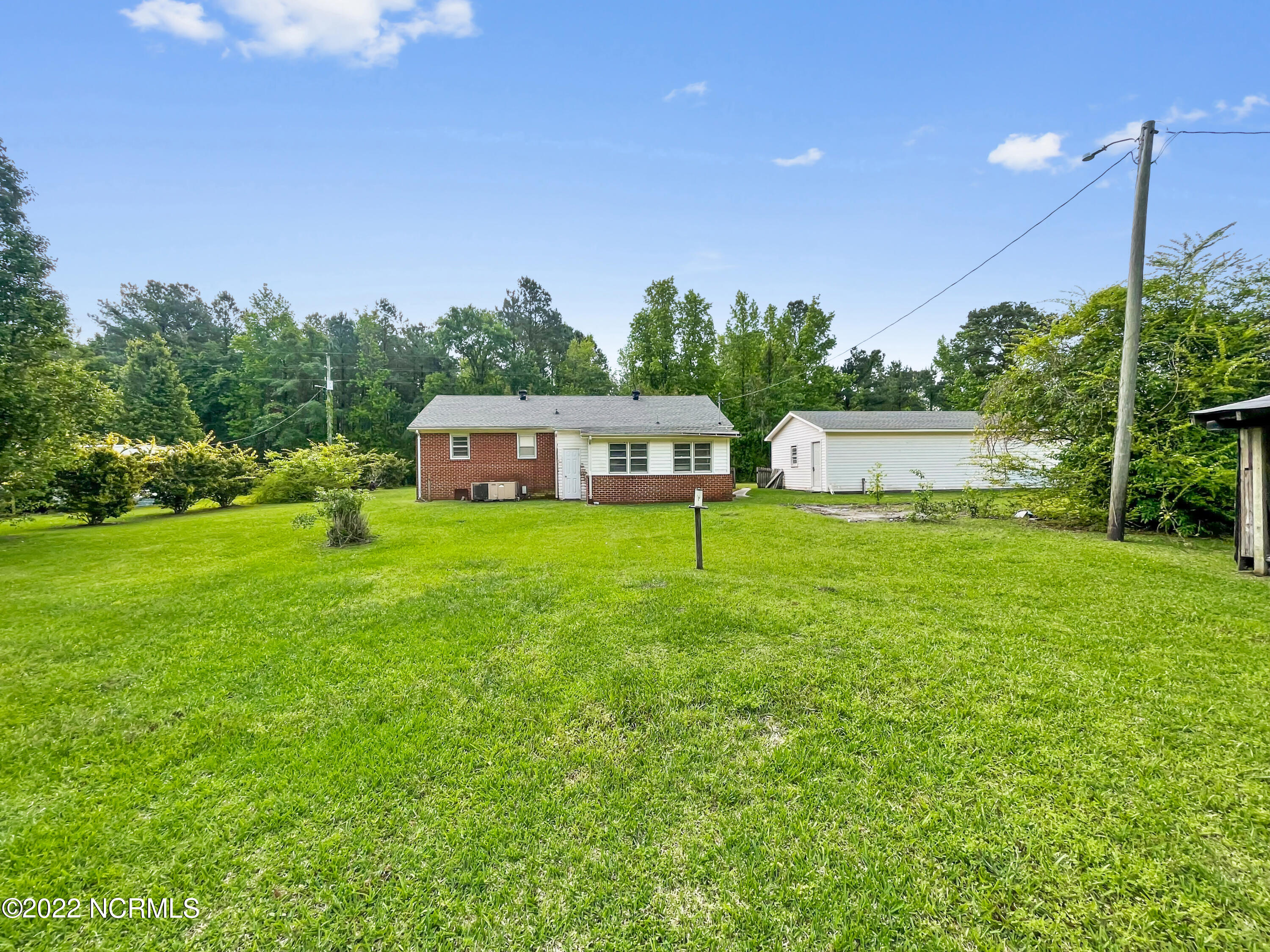 218 Harris Creek Loop Road Jacksonville, NC 28540 - Photo 10 of 40 Photo Apr 30, 10 14 04 AM