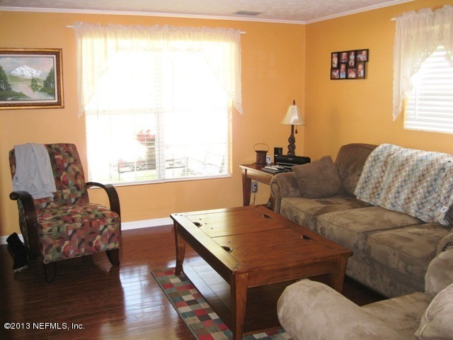 820 Worth Road St. Johns, FL 32259 - Photo 6 of 38 FAMILY ROOM