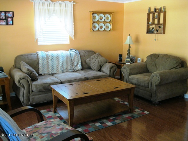 820 Worth Road St. Johns, FL 32259 - Photo 7 of 38 FAMILY ROOM