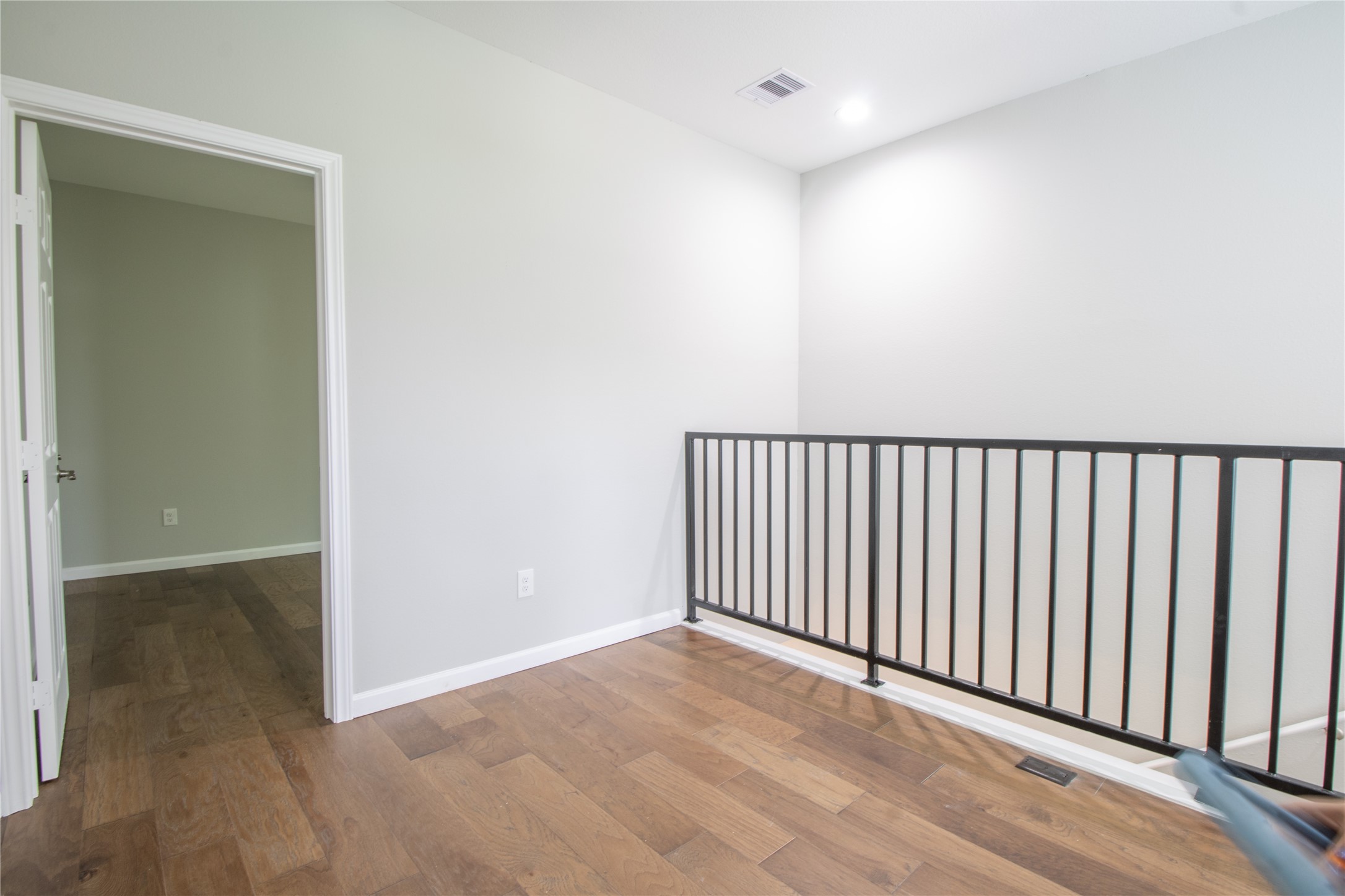 324 Gans Street, Unit B Houston, TX 77029 - Photo 12 of 32