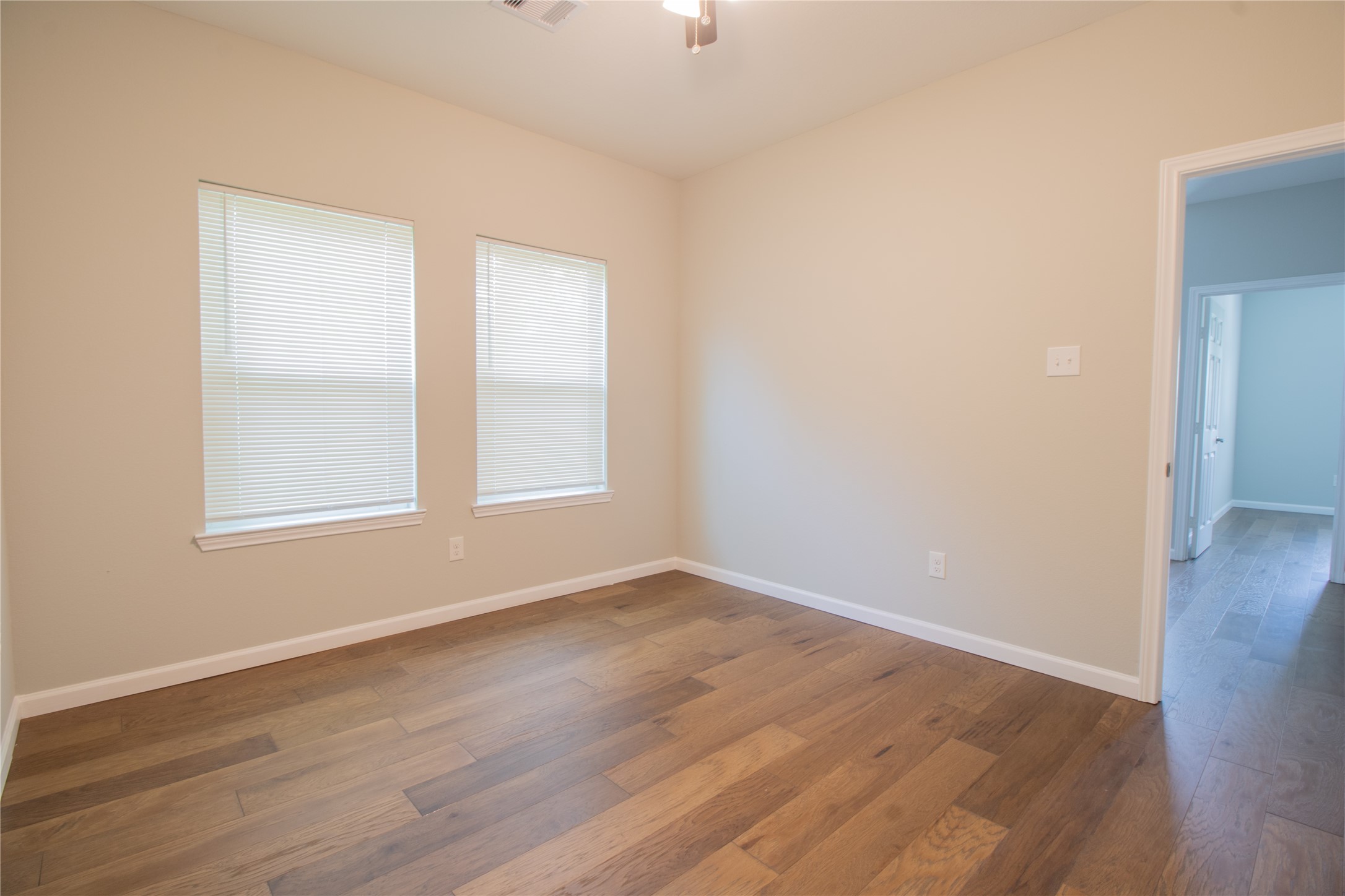 324 Gans Street, Unit B Houston, TX 77029 - Photo 14 of 32