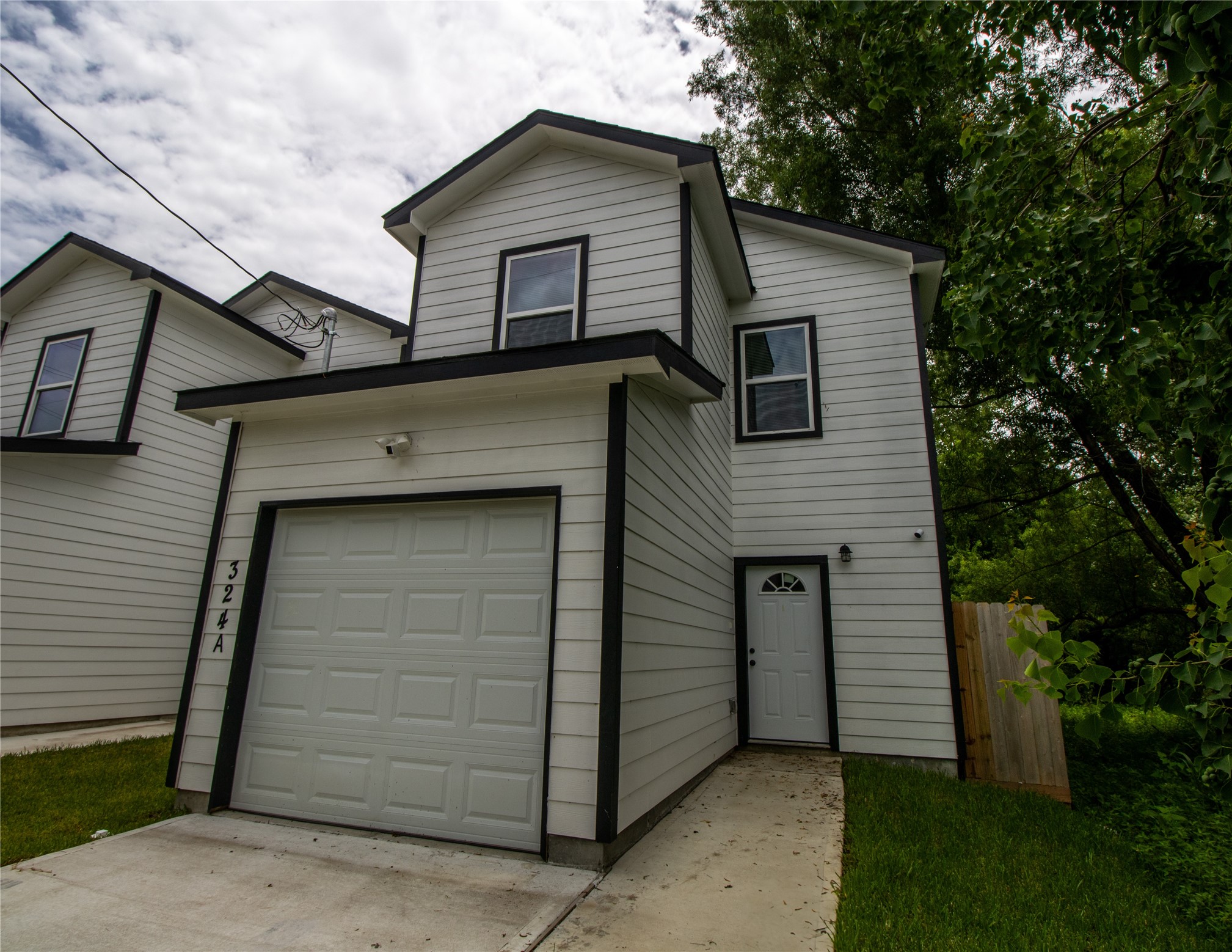 324 Gans Street, Unit B Houston, TX 77029 - Photo 4 of 32