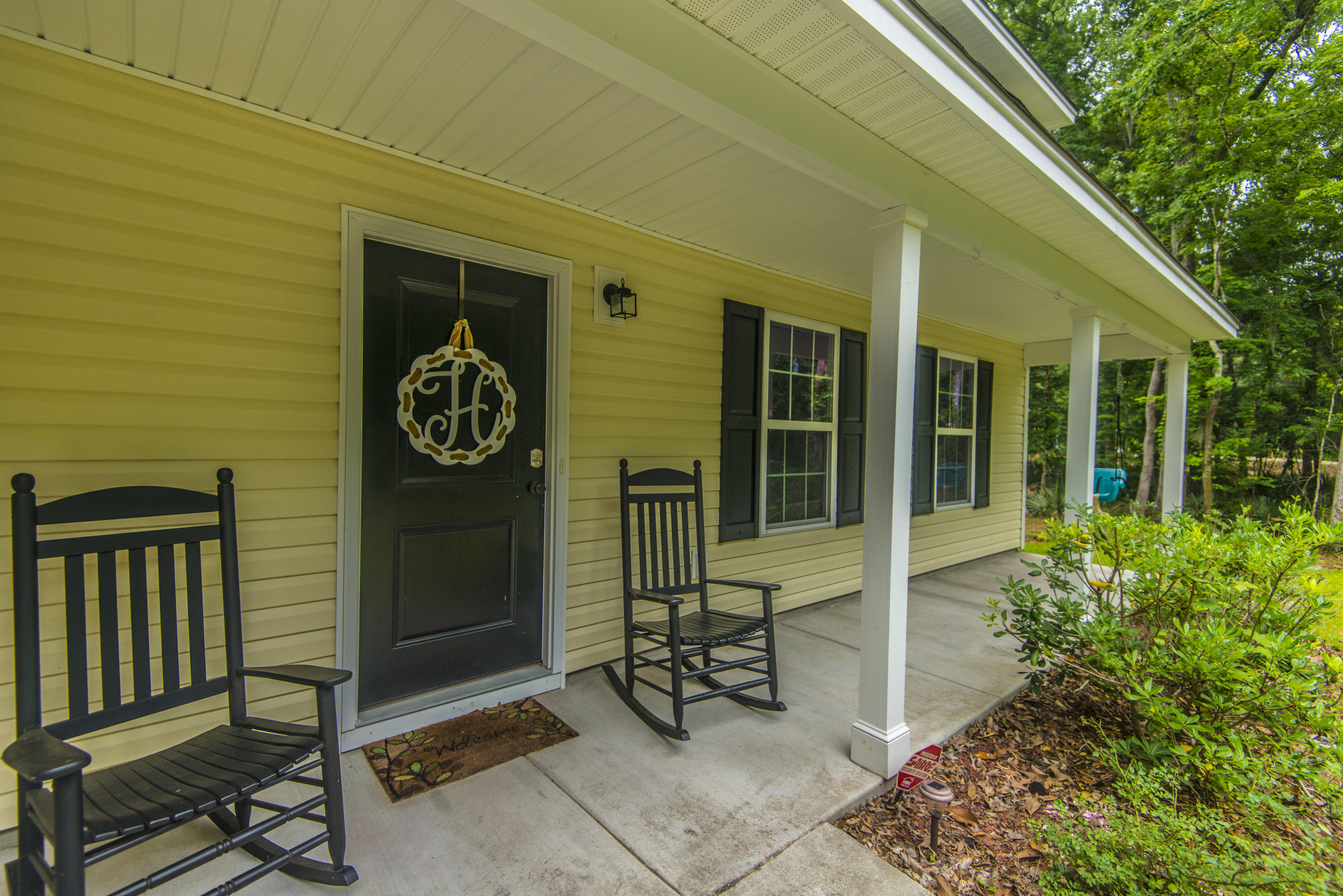3463 Berryhill Road Johns Island, SC 29455 - Photo 34 of 37 Come have a seat!