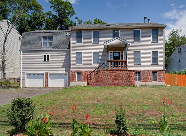 $548,000 | 1681 Litchfield Turnpike, Woodbridge, CT 06525