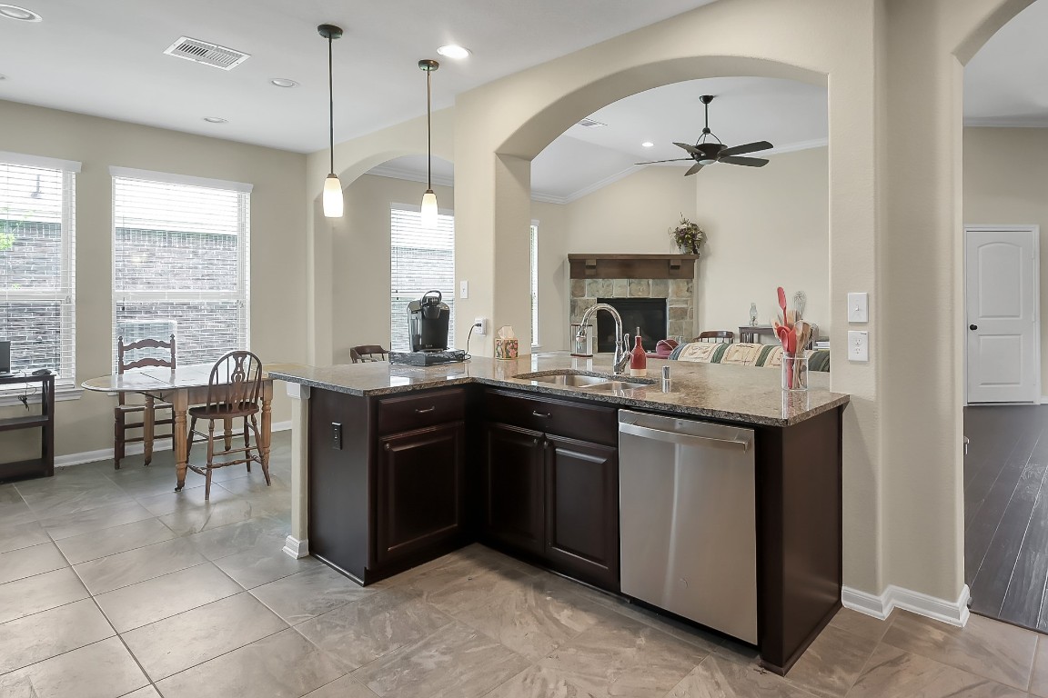 4310 Carmel River Lane Spring, TX 77388 - Photo 6 of 19