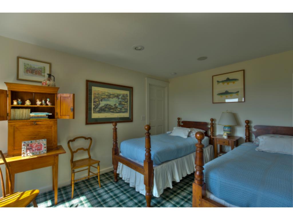 138 Brown Hill Road Sunapee, NH 03782 - Photo 18 of 34 Gallery Image 18