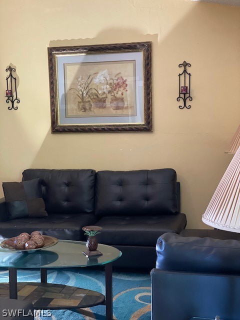 5237 Johns Street Naples, FL 34113 - Photo 10 of 35 Gallery Image 10