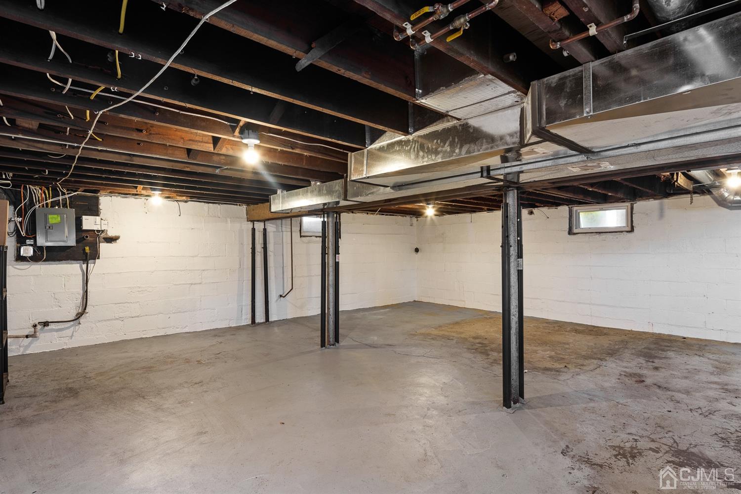 618 Ridge Road Monmouth Junction, NJ 08852 - Photo 16 of 18 a view of an empty room