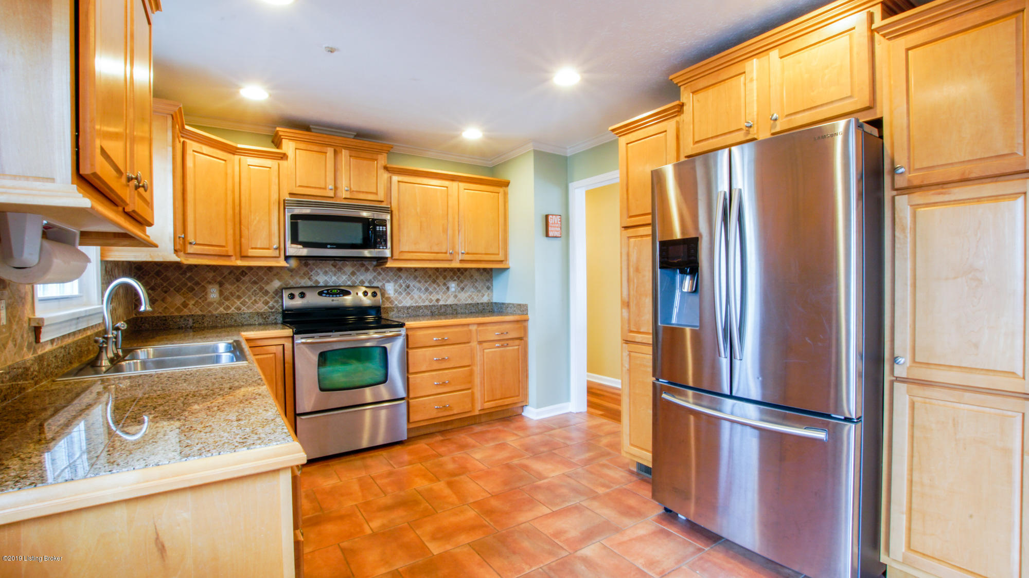 3007 Lexham Road Louisville, KY 40220 - Photo 8 of 26 kitchen-2