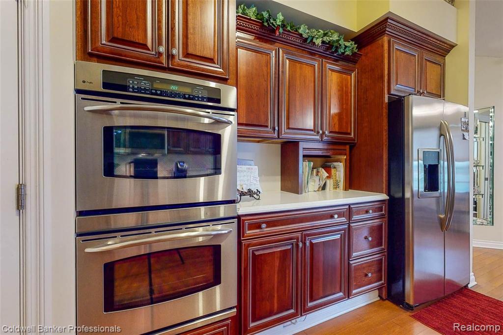 6576 Bennett Lake Road Fenton, MI 48430 - Photo 9 of 46 Gallery Image 9