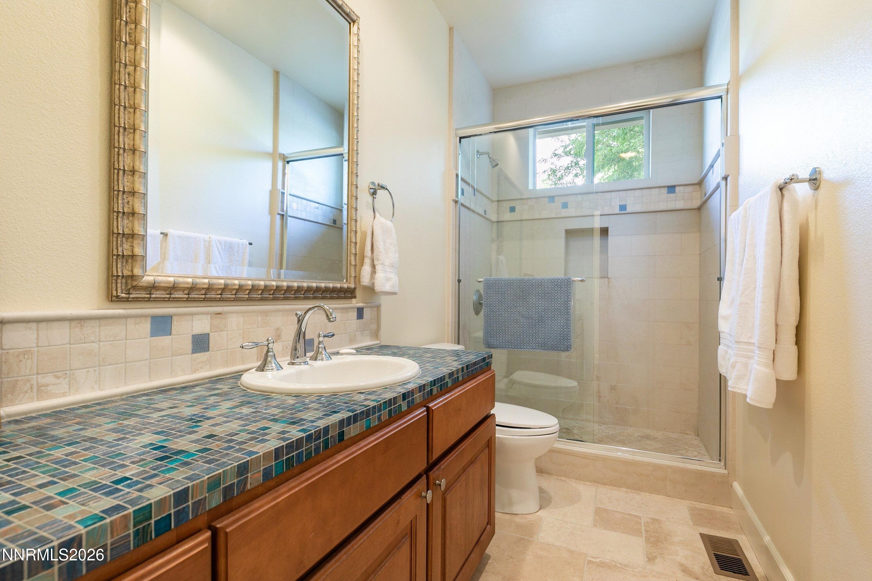 130 Juniper Hill Road Reno, NV 89519 - Photo 21 of 37 031_057-087-interior-3362x2241_466