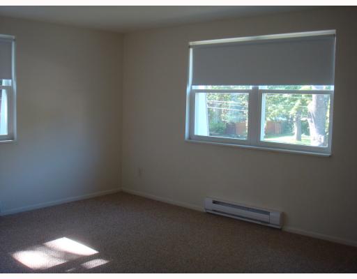 46 Pomfret Road, Unit B Narragansett, RI 02882 - Photo 6 of 8 Bedroom.