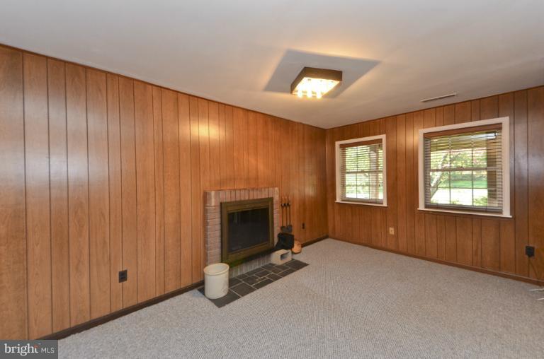 2118 Golf Course Drive Reston, VA 20191 - Photo 20 of 28 Lower level office with f/p
