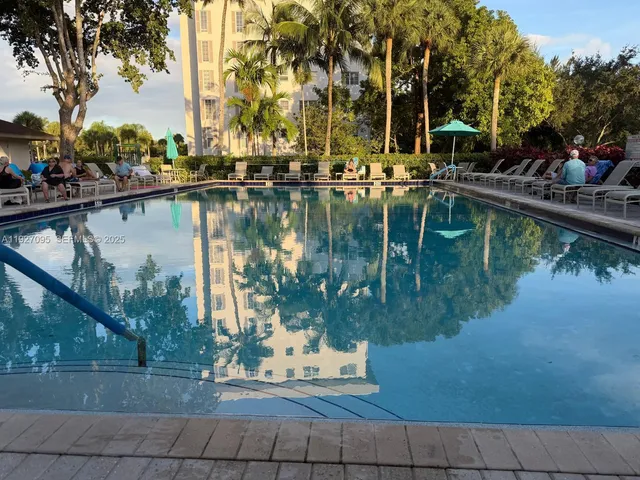 $185,000 | 2801 North Palm Aire Drive, Unit 405, Pompano Beach, FL 33069