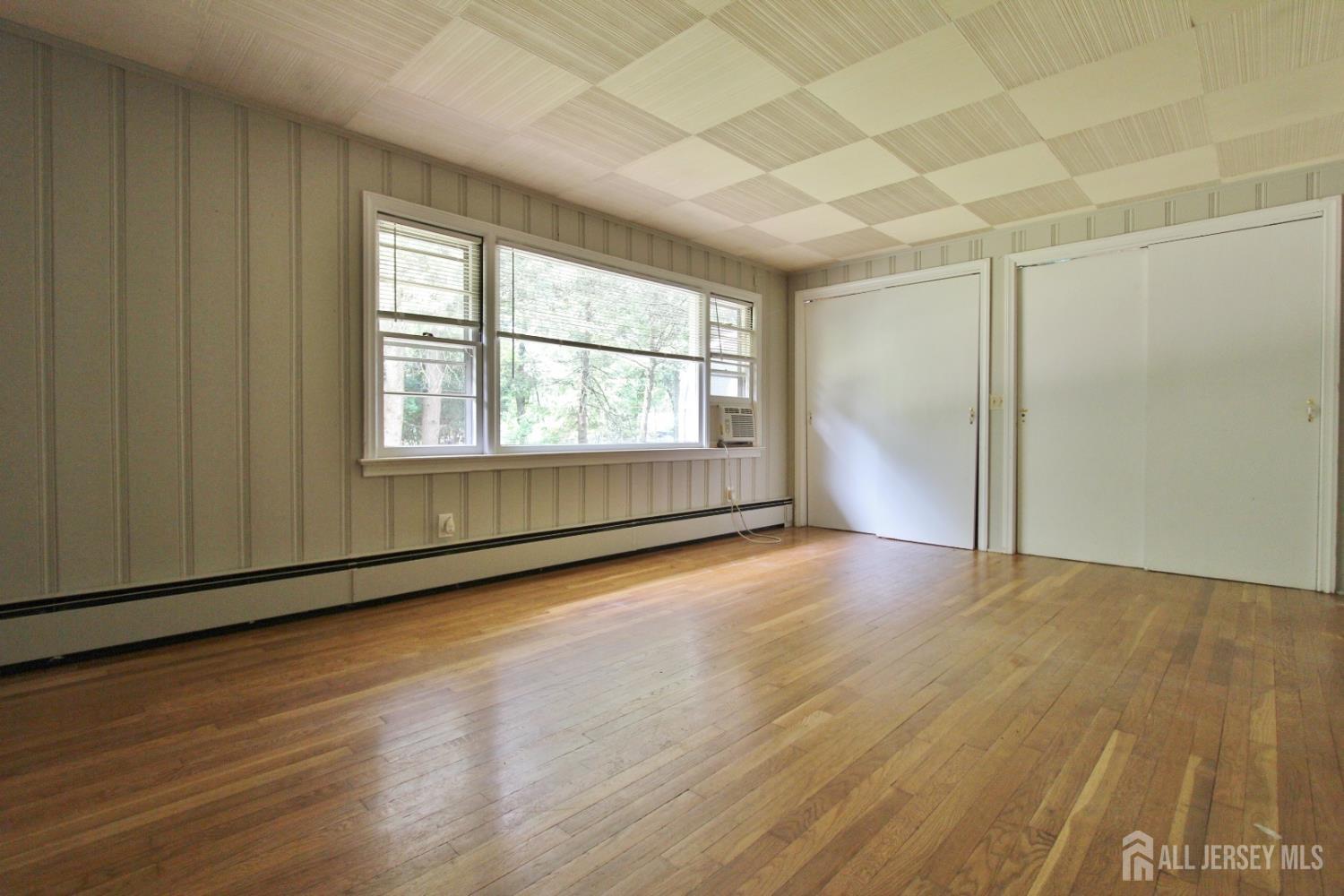 779 New Durham Road Edison, NJ 08817 - Photo 10 of 19 Gallery Image 10