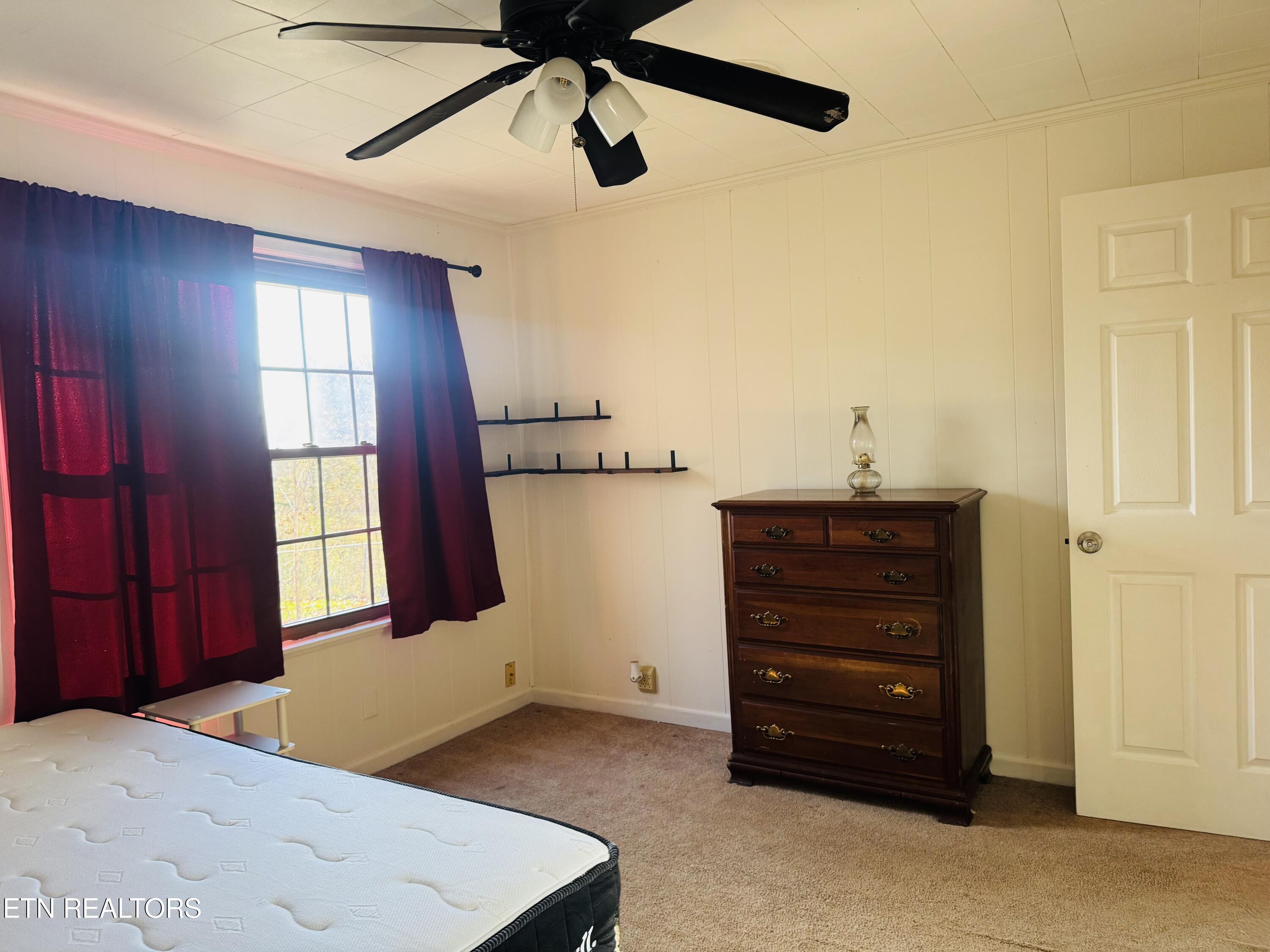 149 Hembree Lane Clinton, TN 37716 - Photo 29 of 33 IMG_3630