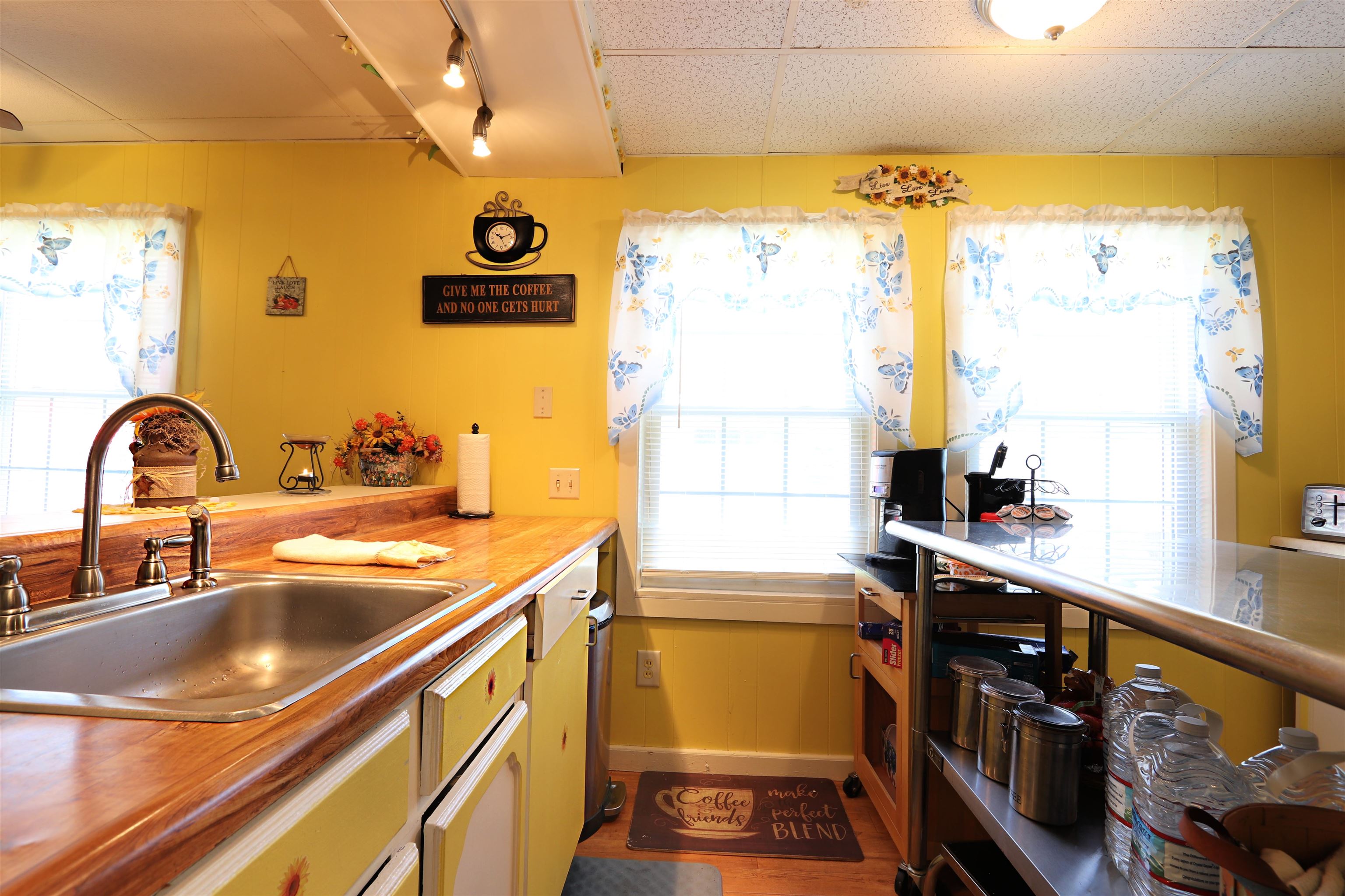58 Jefferson Avenue Lunenburg, VT 05904 - Photo 6 of 36