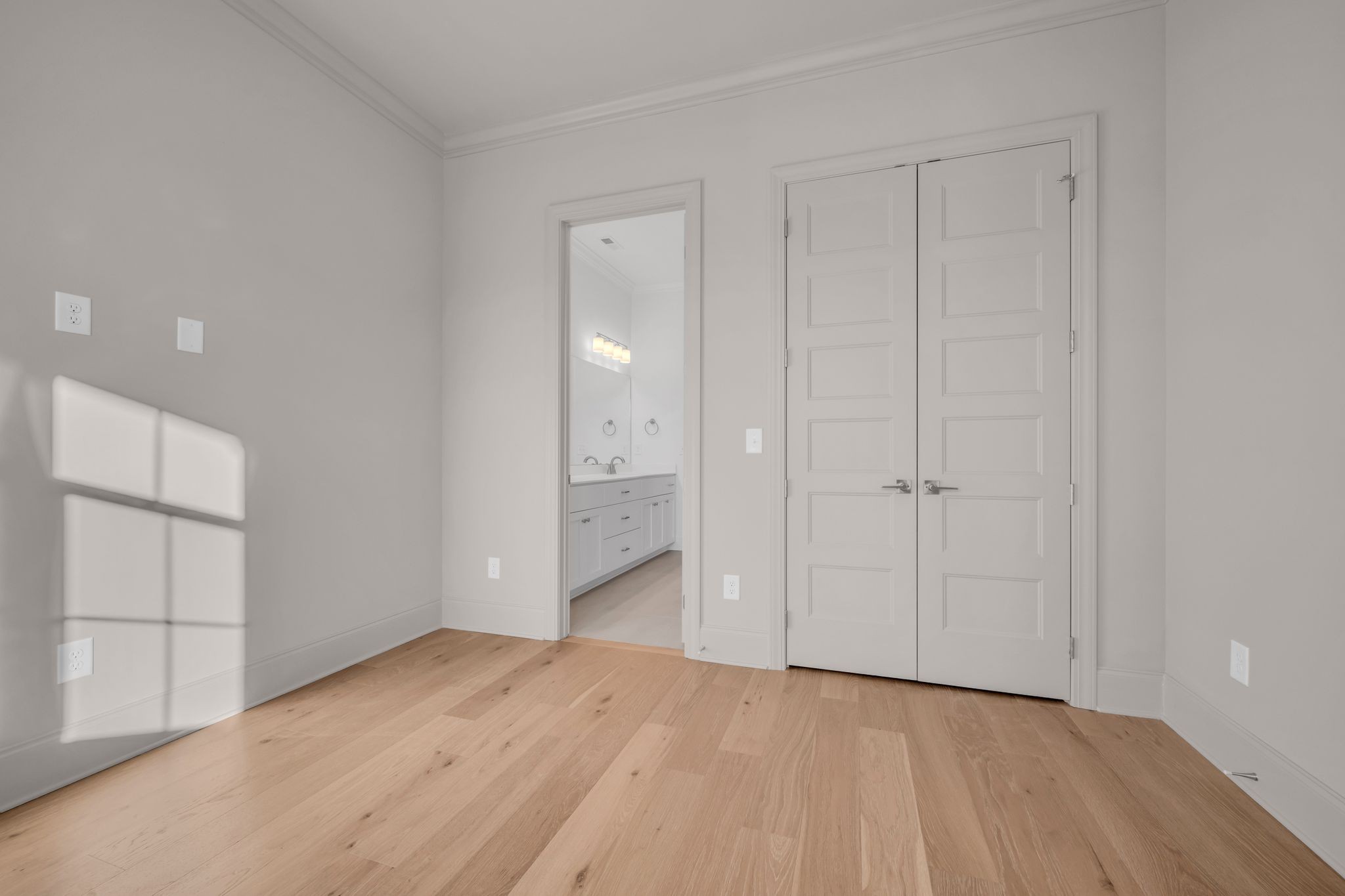 7137 Frances Street Fairview, TN 37062 - Photo 44 of 64 a view of an empty room with closet and entryway