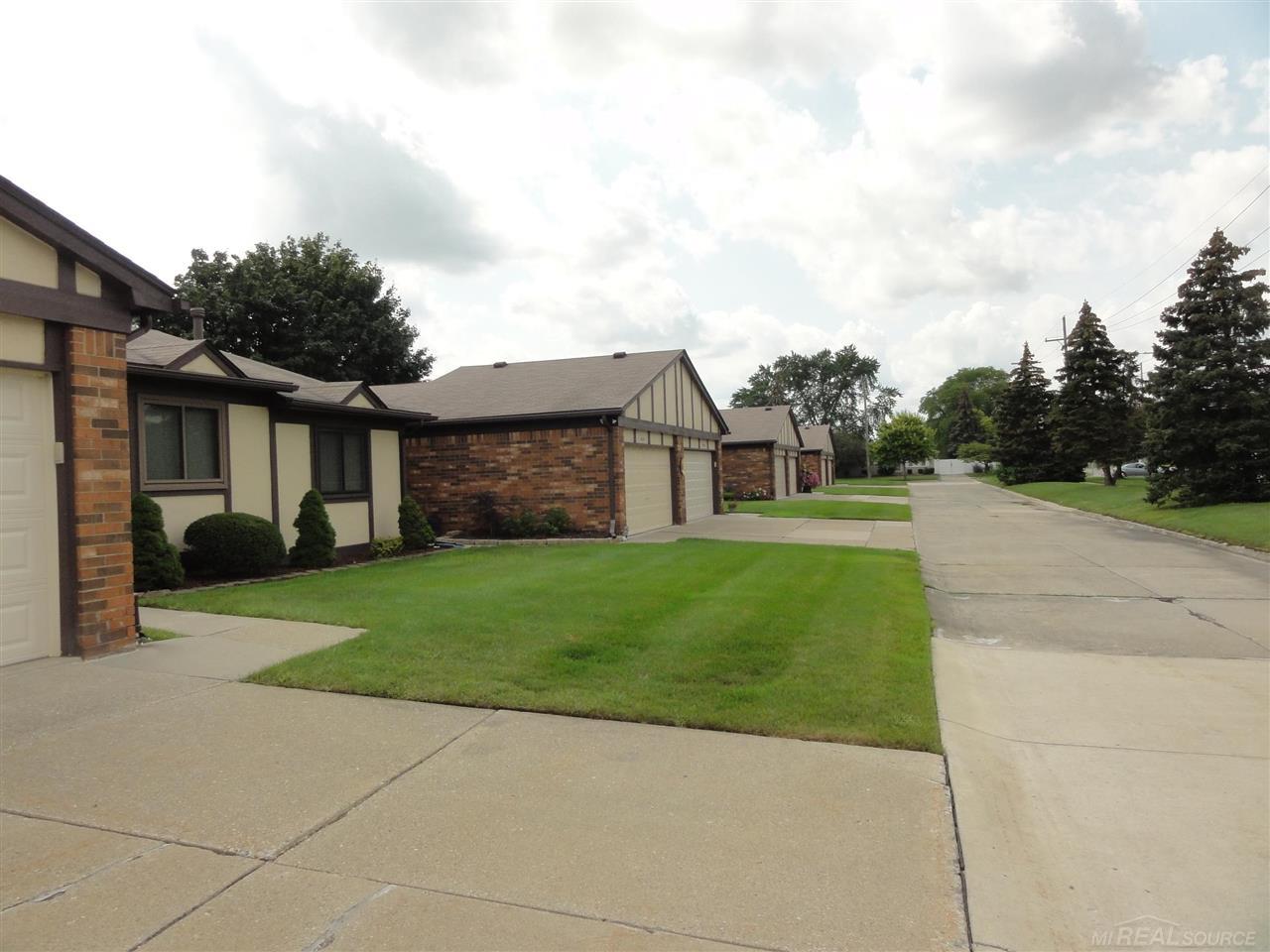 14446 East 14 Mile Road Warren, MI 48088 - Photo 3 of 30 50054024-5.JPG
