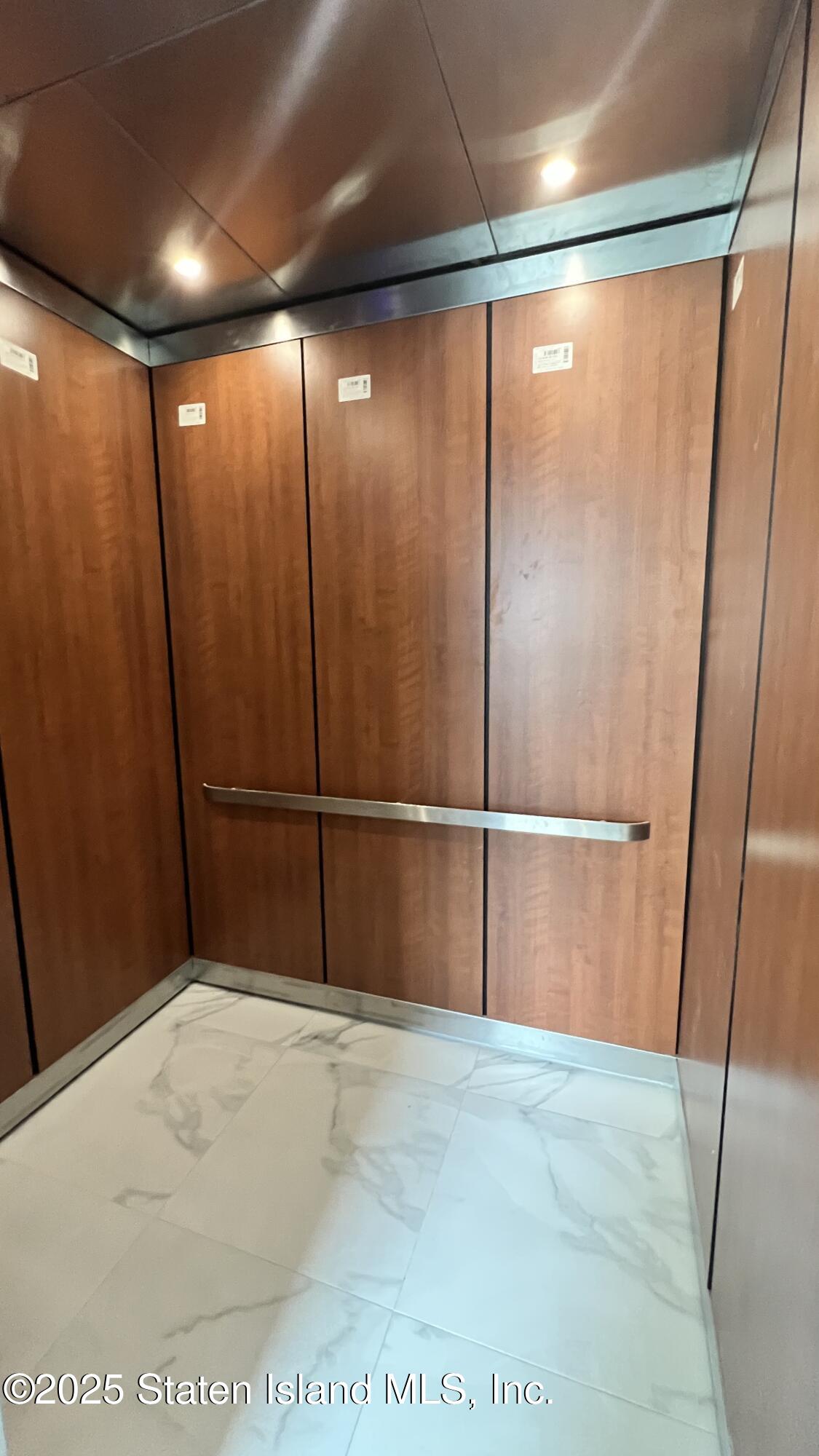 3865 Amboy Road, Unit 4A Staten Island, NY 10308 - Photo 14 of 18 a view of wooden floor