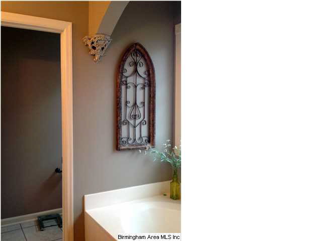 608 Ridgewood Drive Birmingham, AL 35226 - Photo 15 of 32