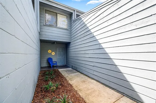 $212,000 | 3012 Northwest 28th Circle, Gainesville, FL 32605