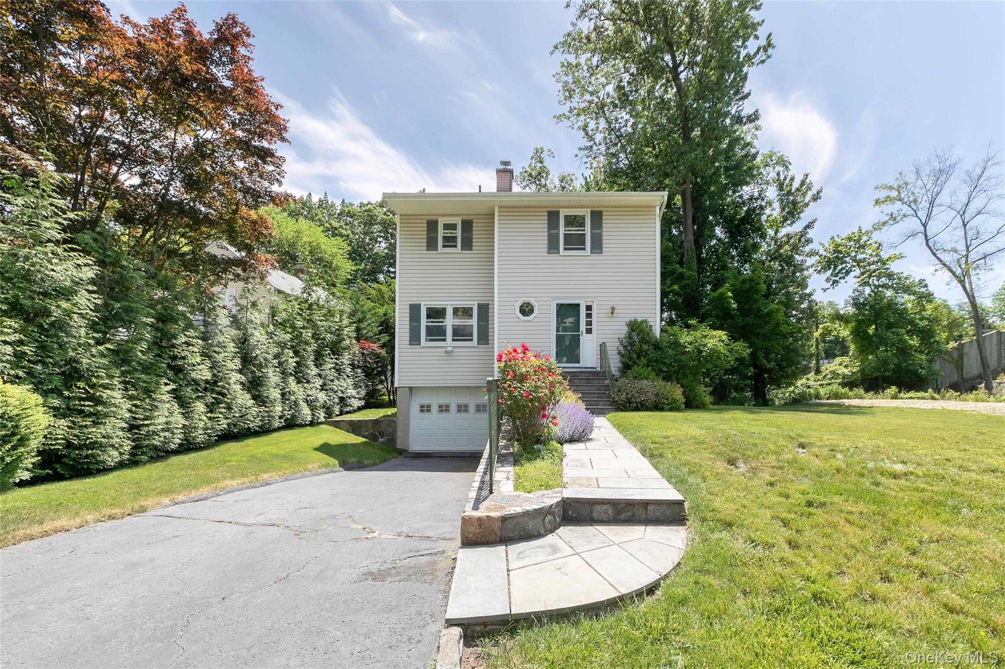 48 Clinton Avenue Rye, NY 10580 - Photo 2 of 36 Front of House