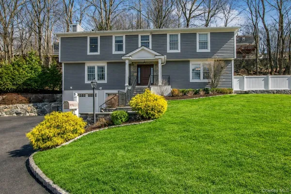 $1,399,000 | 616 Sherman Avenue, Thornwood, NY 10594