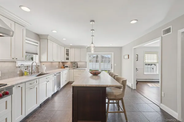 $1,399,000 | 616 Sherman Avenue, Thornwood, NY 10594