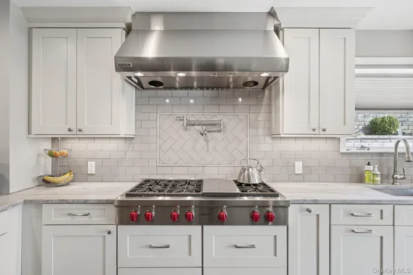 $1,399,000 | 616 Sherman Avenue, Thornwood, NY 10594