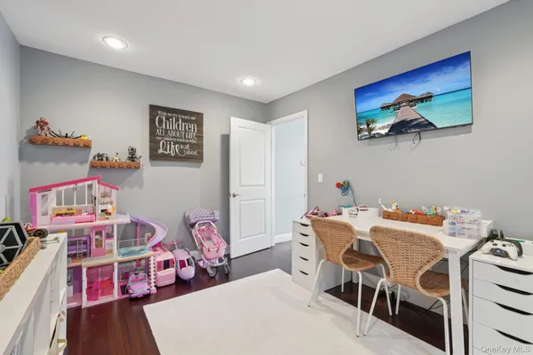 $1,399,000 | 616 Sherman Avenue, Thornwood, NY 10594