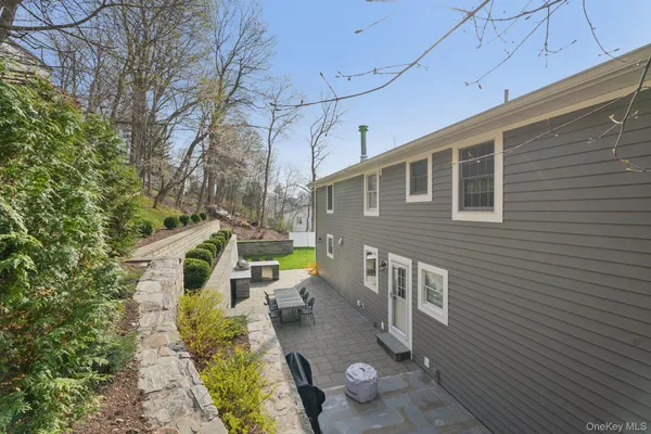 $1,399,000 | 616 Sherman Avenue, Thornwood, NY 10594